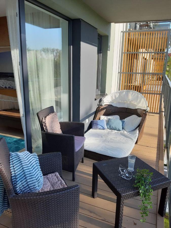 Lazurowy Apartament Kolobrzeg Exterior photo